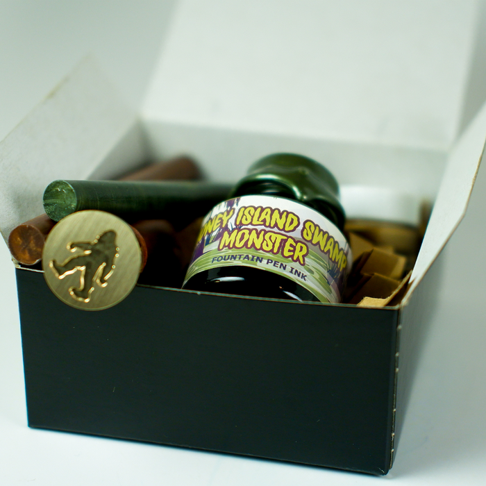 Papier Plume - Honey Island Swamp Monster - Limited Edition - Fountain Pen Ink Set - Papier Plume
