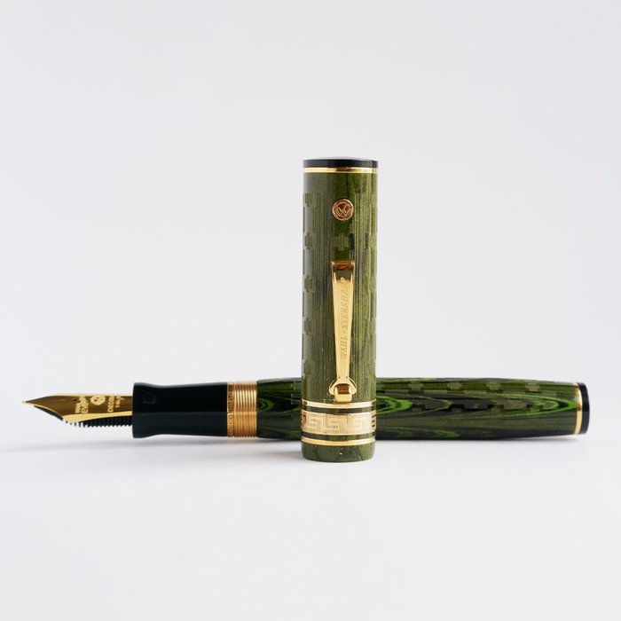 Wahl-Eversharp - Decoband Green Ebonite Chased - Gold Trim - Fountain Pen - Papier Plume