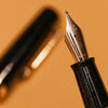 Nahvalur - Original PLUS - Lovina Graphite & Matira Quartz - Papier Plume