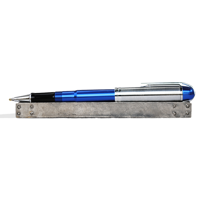 Wahl-Eversharp Skyline rollerball pen with sleek blue barrel and silver accents, designed for smooth writing.