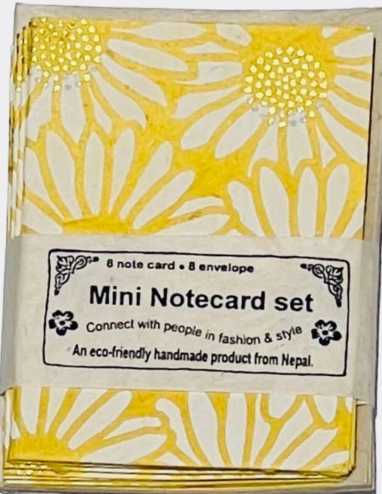 Set of 8 yellow Daisy-themed enclosure decorations from Giftsland, featuring bright yellow petals and detailed floral design.
