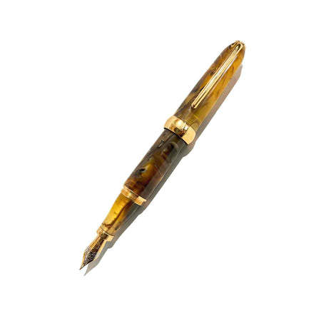 Jean-Pierre Lepine Winston fountain pen with gold finish and fine nib, featuring elegant design and luxurious craftsmanship.