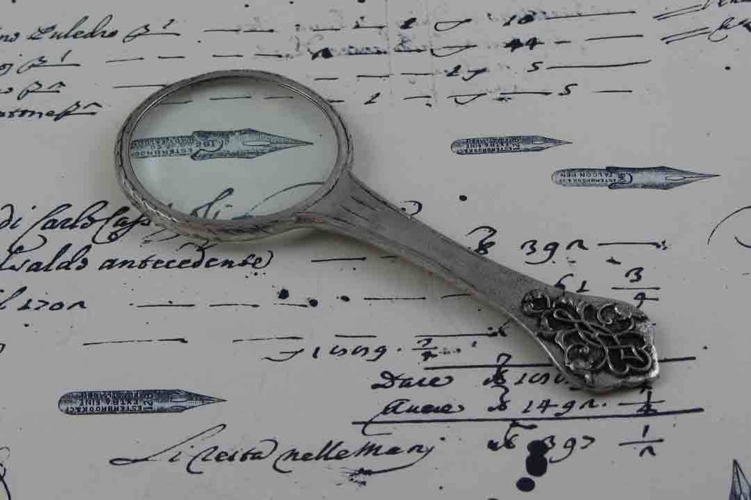 Small Magnifying Glass with Handle - Filigree - Papier Plume