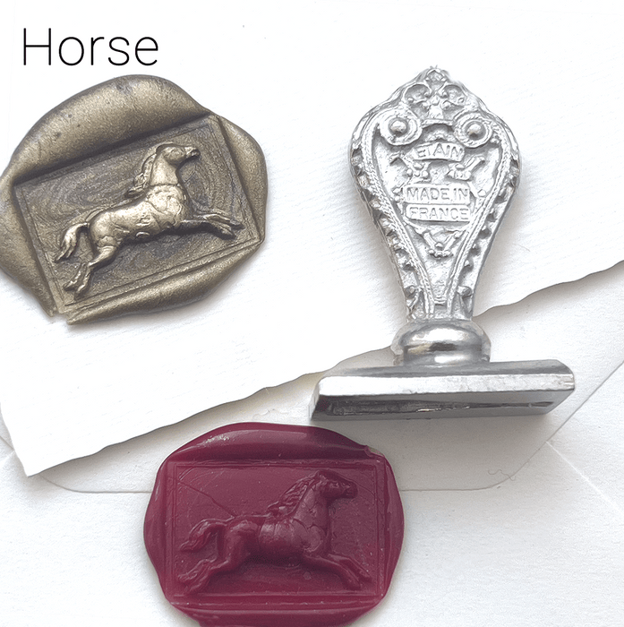 Le Potier D'etain wax seal featuring an anchor design, crafted from metal, used for sealing and decorative purposes.