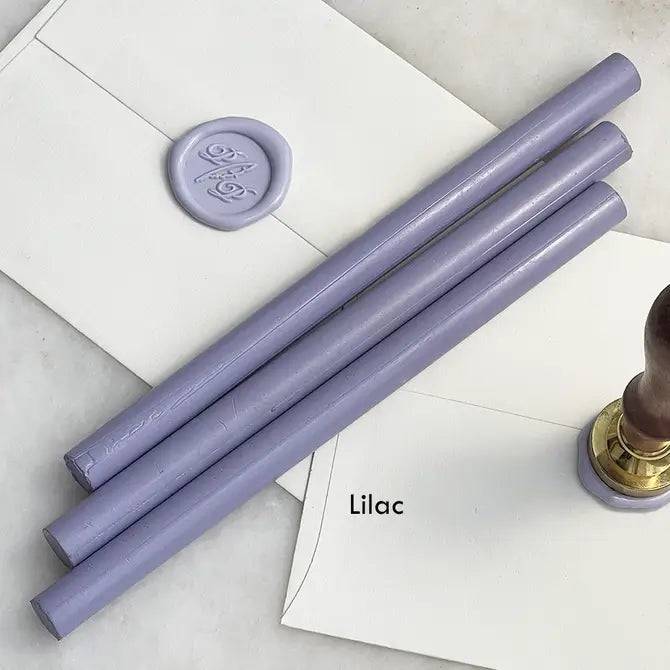 Black pliable sealing wax sticks by Papier Plume, 7 inches long, ideal for sealing envelopes and decorative crafts