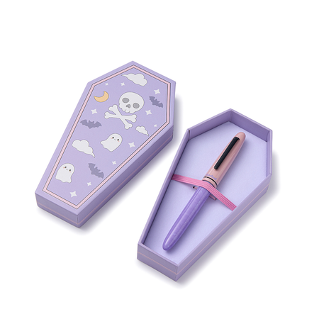 Esterbrook Pastel Halloween fountain pen in soft pastel colors, shown in a detailed product view
