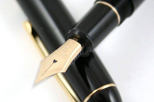 Platinum - #3776 Century Black - Fountain Pen - Papier Plume