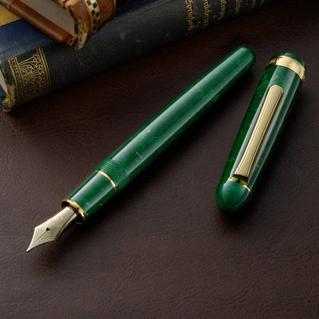 Platinum - #3776 Century -  Celluloid Jade Green - Papier Plume
