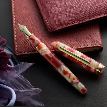 Platinum - #3776 Century -  Celluloid koi - Papier Plume